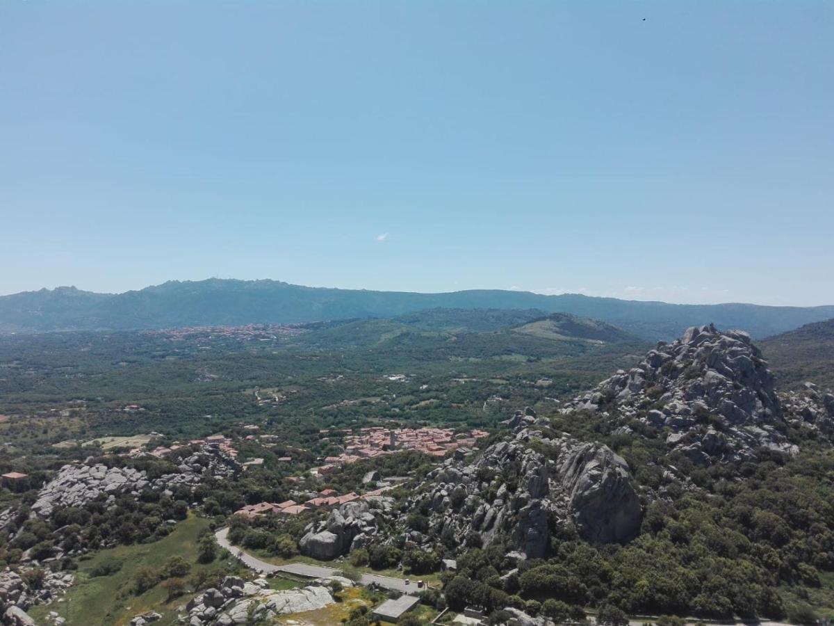 Agriturismo La Vigna Tempio Pausania Kültér fotó